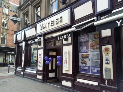 Yates's, Boar Lane
