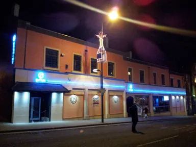A little piece of Miami right here in Leeds. (Or that's what they're going for.)