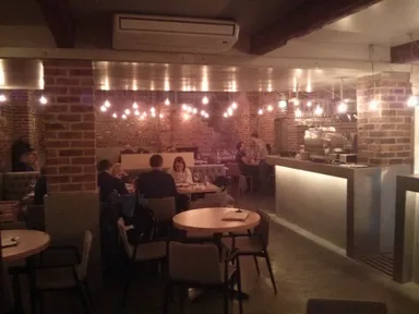 The restaurant area. The lightbulbs are very cool.