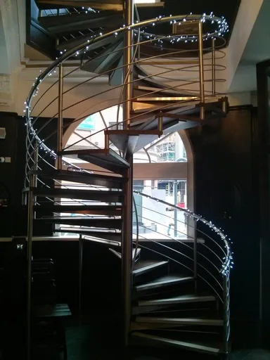 Fairy lights are popular in London-style pubs.